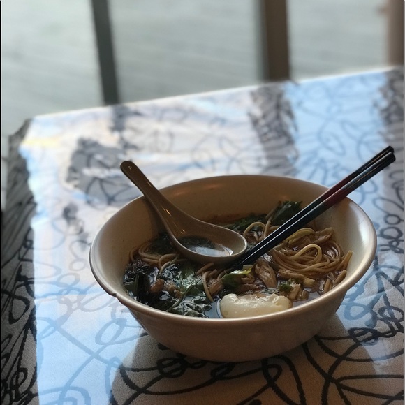 Meet your Posher, Lenna - Picture 1 of 1